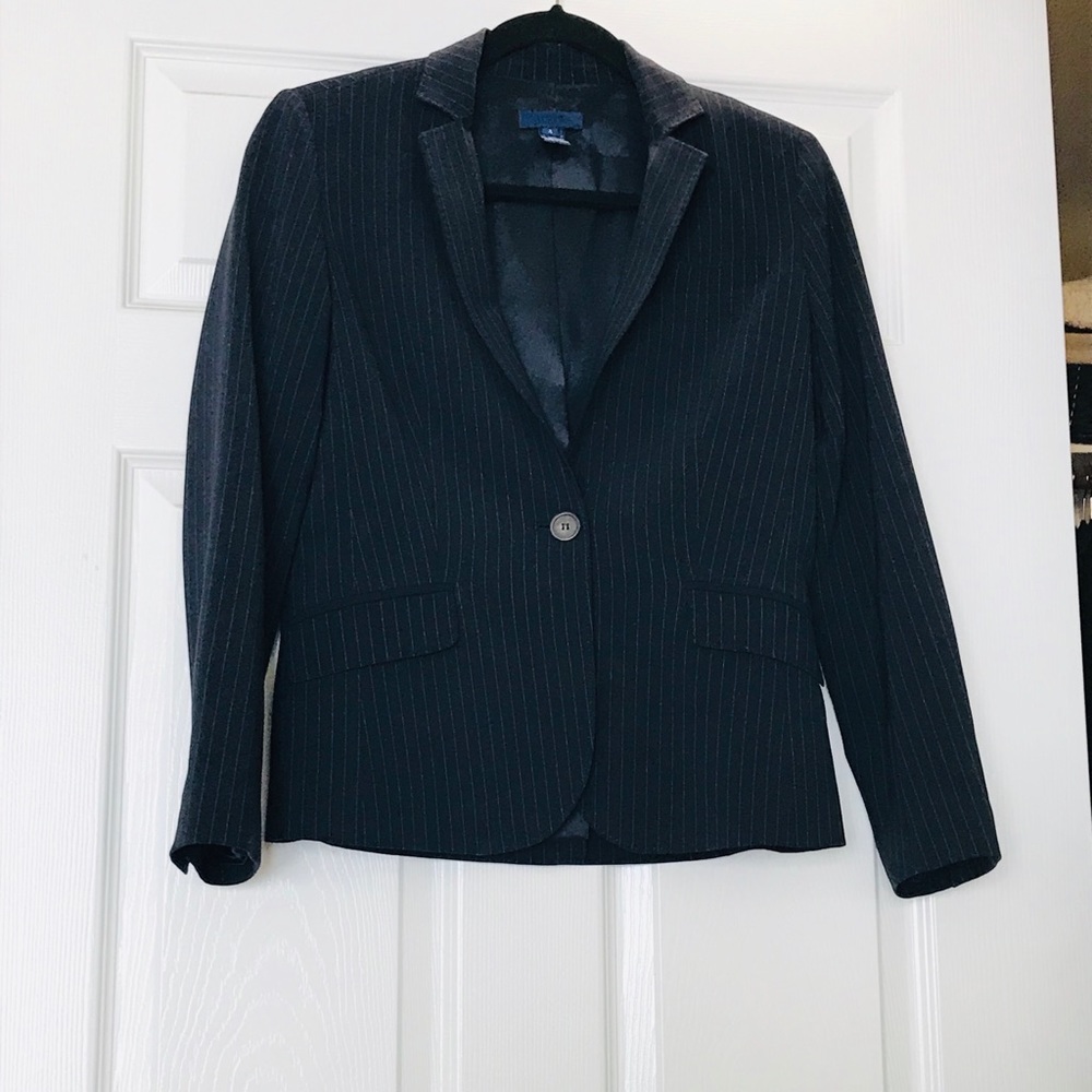 J Crew 100% Virgin wool navy pinstripe blazer